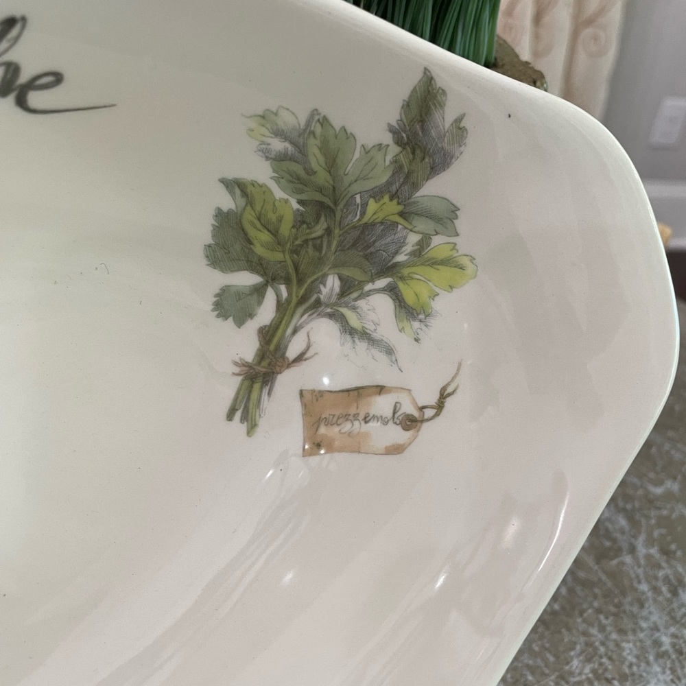 EFFETTI OBLONG ITALY PASTA VEGETABLE SERVING BOWL
“LE AROMATICHE” - Picture 3 of 7
